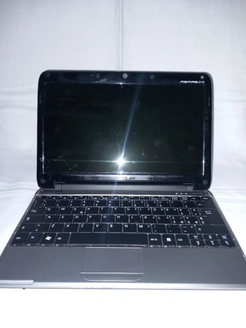 Acer Aspire One 751 Mini PC en bon état