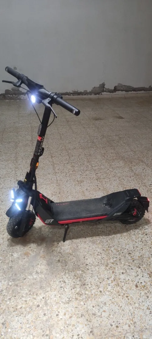 Vend en lot au revendeurs Vélo - trotinettes et fauteuil roulant