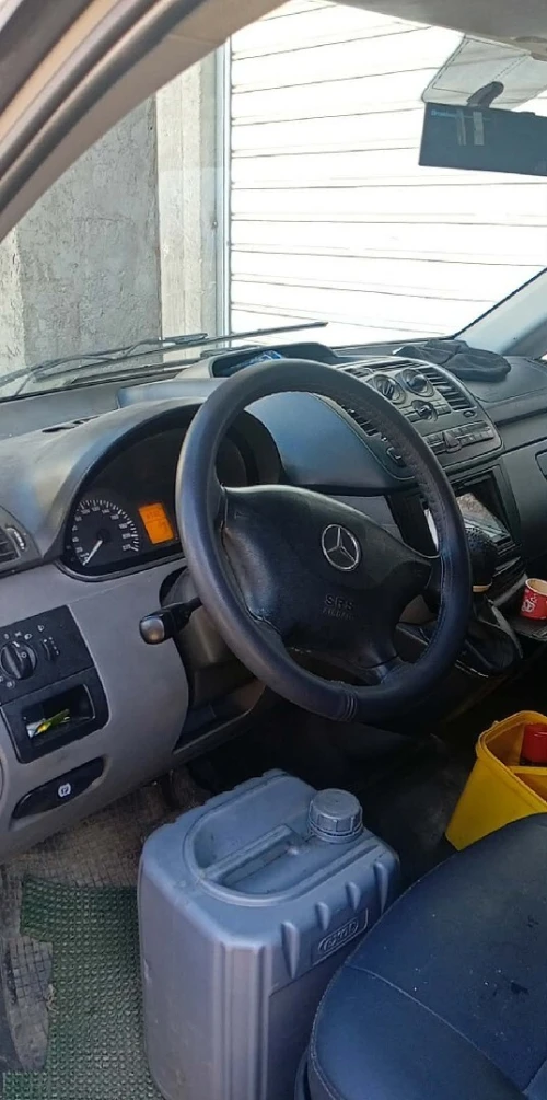 Mercedes Vito police. 2007 فيانو 2
