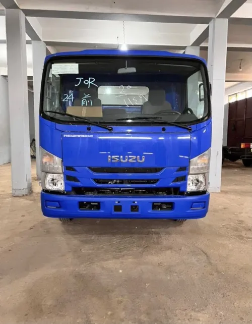 Isuzu Isuzu npr 2026