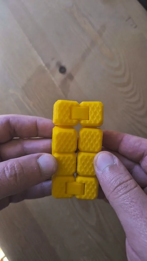Infinity cube antistress