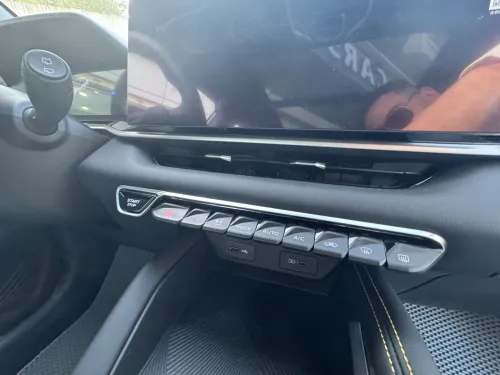 Geely Coolray 2025 L full option