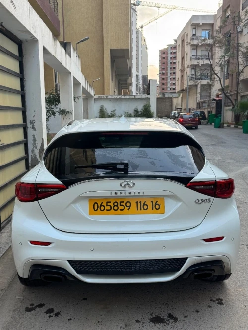 Infiniti Q30s 2016 