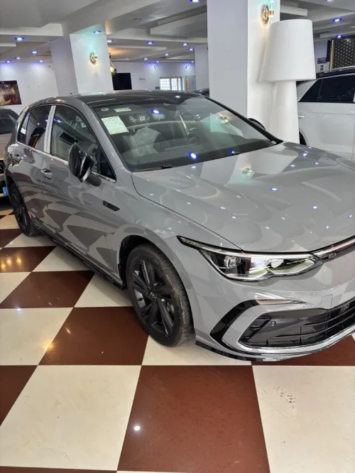 Volkswagen Golf 8 2025 R-Line