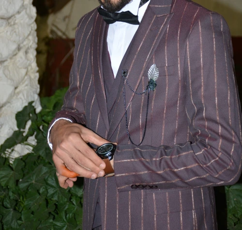 Costume bon état