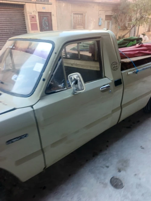 Mazda B1600 1984 Bachi
