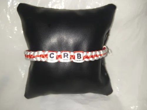 Bracelets / أساور