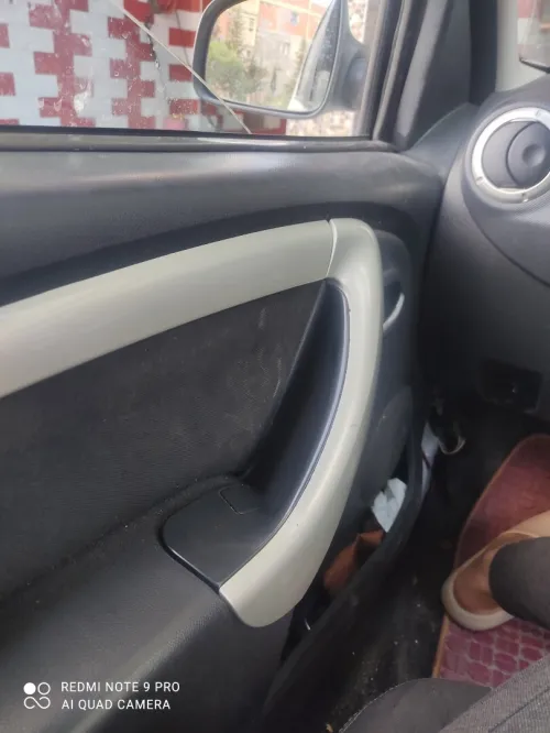 Dacia Logan 2013 Latot