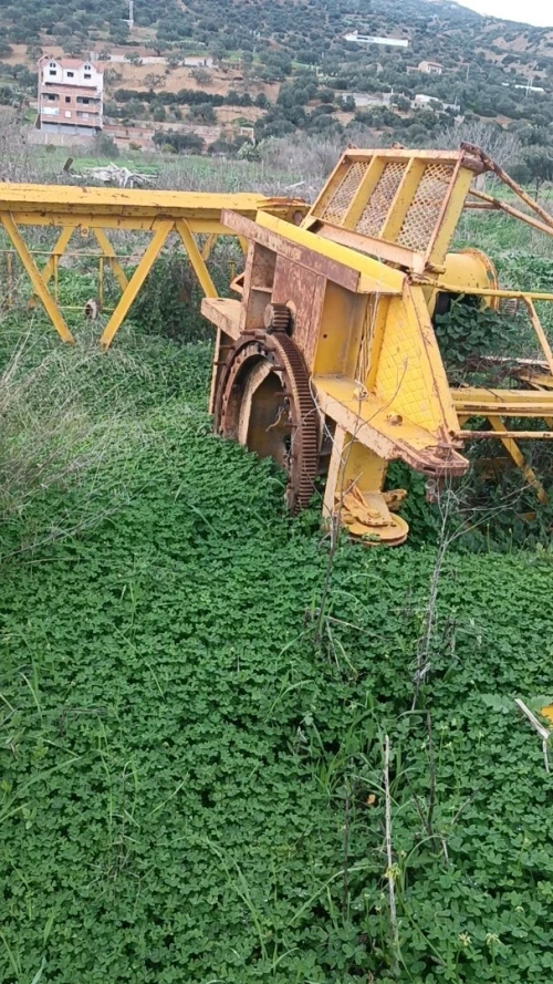 vente de grue a tours de MARQUE COMONZA ESPAGNOLE
