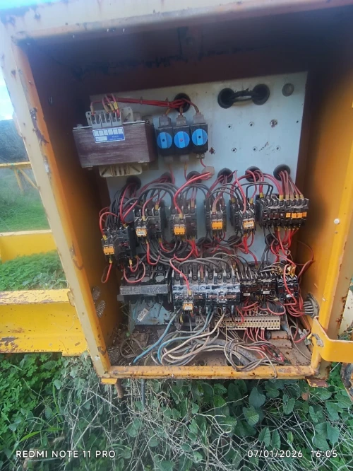 vente de grue a tours de MARQUE COMONZA ESPAGNOLE