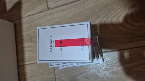 Parfum et maquillage capace homme et femme