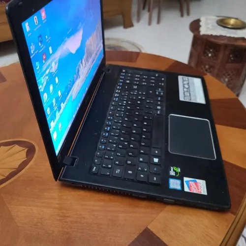  Acer Aspire E5-575G  Ordinateur portable fiable et performant 