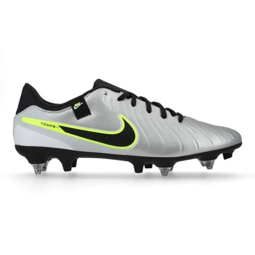 Soulier Nike tiempo pointure 42,5/ 27cm
