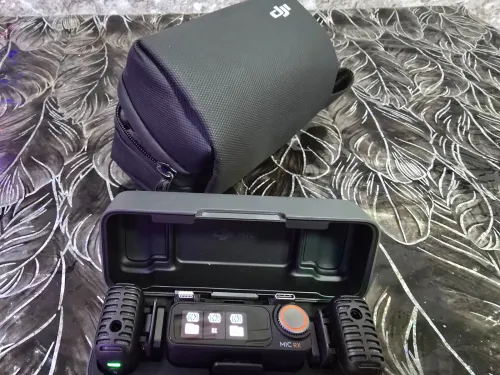 DJI Mic 2 (2 TX + 1 RX + Boîtier recharge) - Compact et Portable micros Lavalier sans Fil