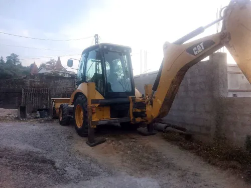 Retro Chargeur CAT P 422 F 2013