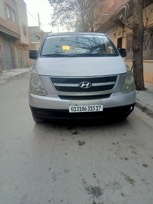 Hyundai H1 2015