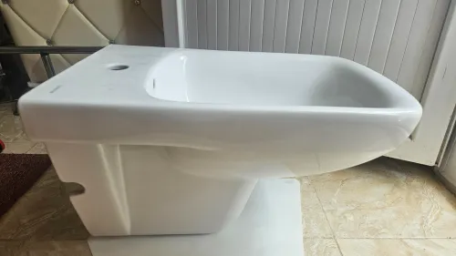 Bidet lave pied suspendu marque GEBERIT