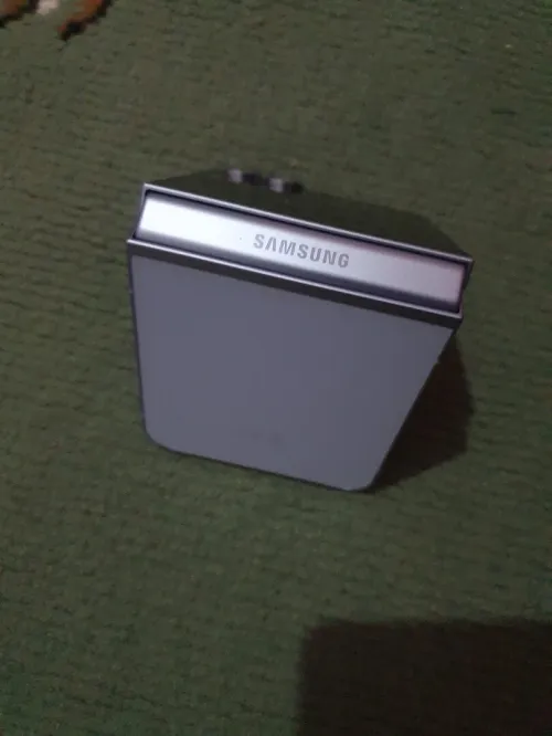 Samsung Galaxy Z Flip 6 Samsung galaxy Z Flip 6