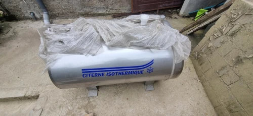 Citerne Isothermique Inox Parfaite pour Stockage de Liquides Alimentaires ou Industriels