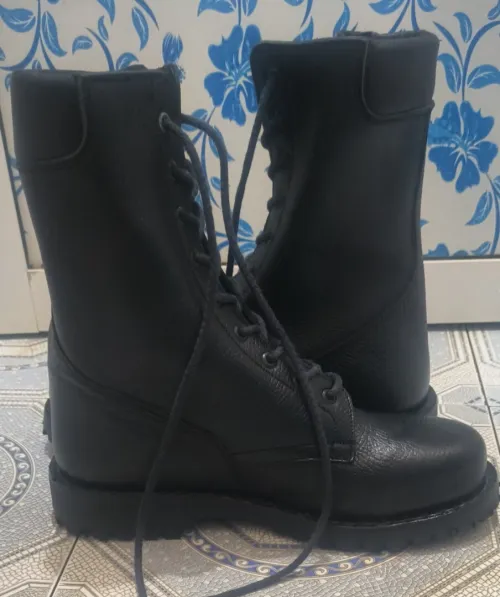 bottes militaires
