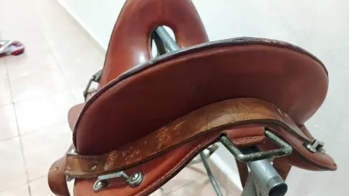 Selle de cheval سرج