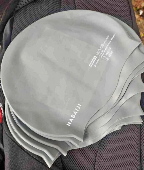 Bonnet et lunette de natation original Décathlon nabaiji 
