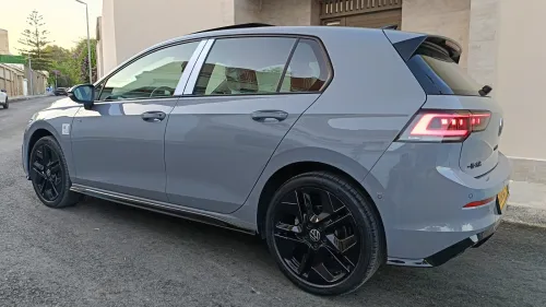 Volkswagen Golf 8 2025 FULL BLACK ÉDITION