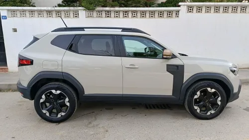 Dacia Duster 2025 GOLD