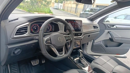 Volkswagen T-Roc 2025 + SONO