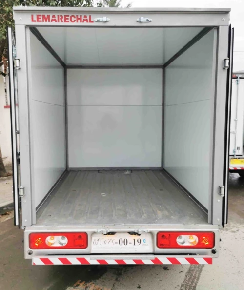 conteneur sur TIRSAM, DFSK, CHERY,PICK-UP(HILUX-NAVARA-B50..)...