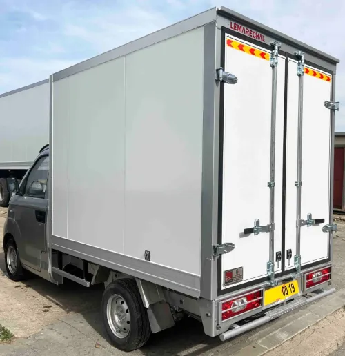 conteneur sur TIRSAM, DFSK, CHERY,PICK-UP(HILUX-NAVARA-B50..)...