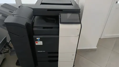 IMPRIMANTE C250I KONICA AVEC FINISHER