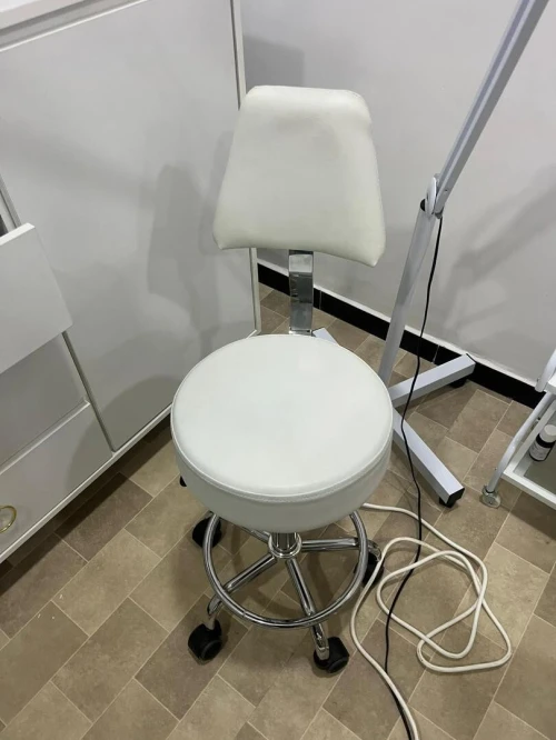 centre d'esthétique a vendre entièrement sans local 