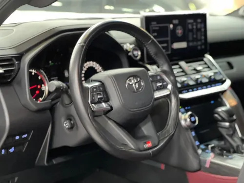 Toyota Land Cruiser  2022 LC 300 GR