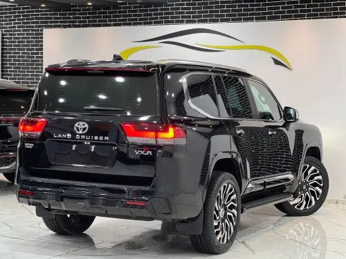 Toyota Land Cruiser  2026 V6 TWIN TURBO