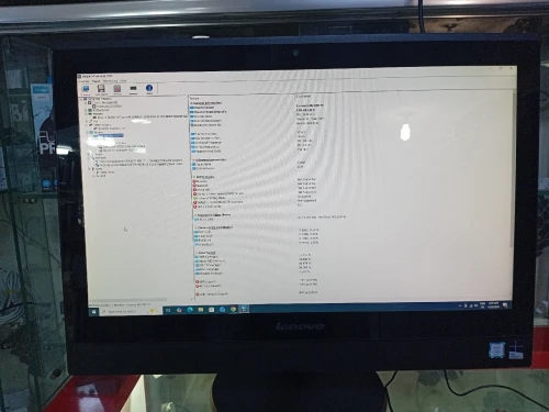 Lenovo AIO i5 6200U 8 gb ram 128 ssd sata 21.5 Pouce FHD