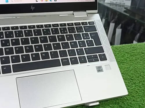 Hp elite book 830 G7  convertible 