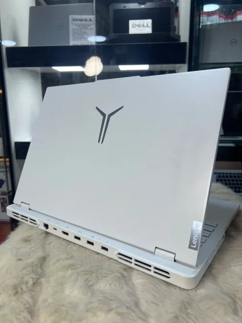Lenovo legion R9000 p
