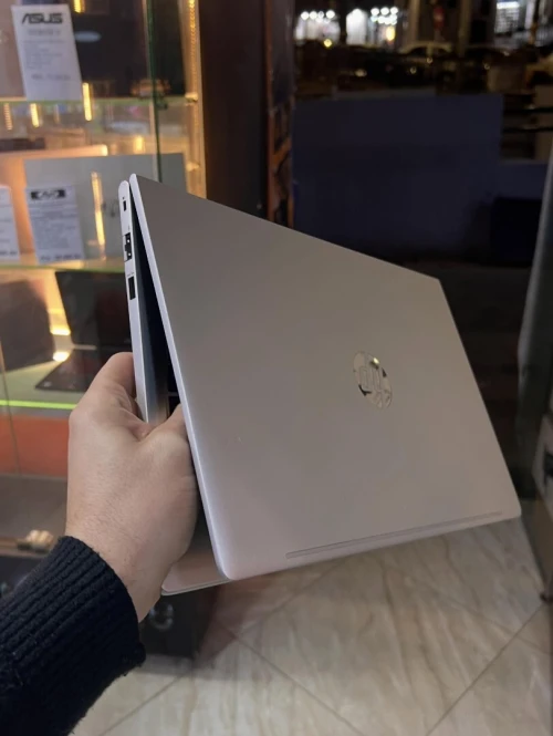 HP ProBook 450 G8 Intel Core i7-1165G7 2.80 GHz RAM : 16 Go 512 Go SSD