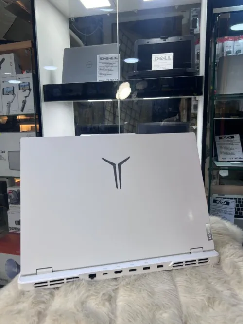 Lenovo legion R9000 p