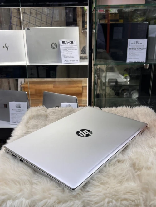Hp elite book 440 G9 