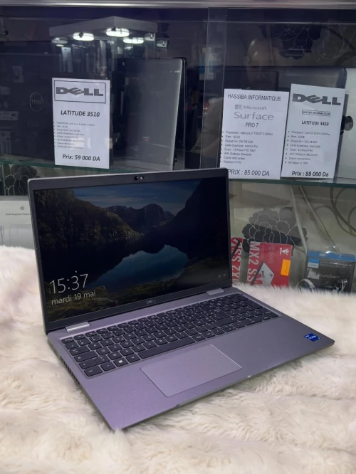 Dell latitude 5530 Core i5 1235 16Gb ram 256 Gb nvme Iris xe 15 pouce FHD etat 10/10