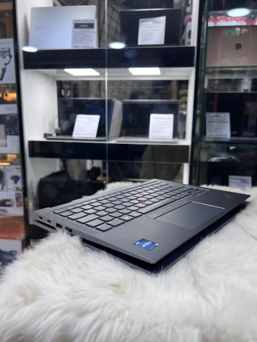 X1 Yoga Gen 8 