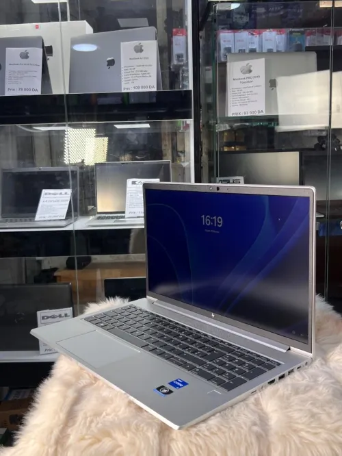 Hp  elite book 640 G9