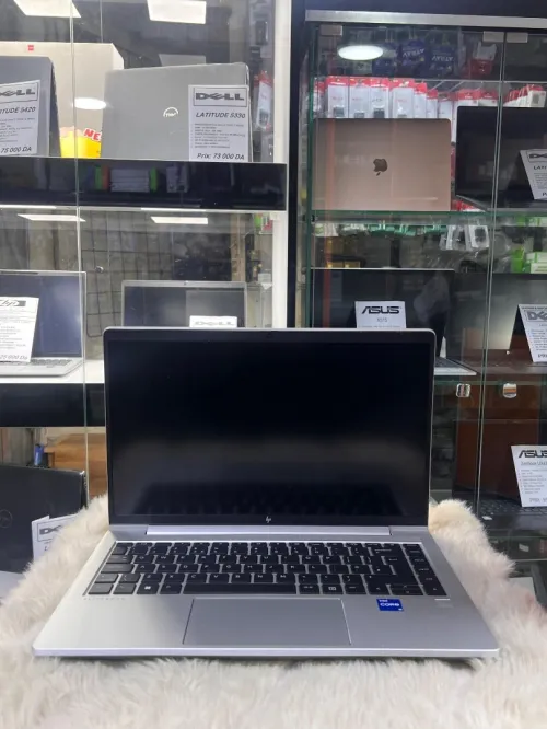Hp elite book 640 G9