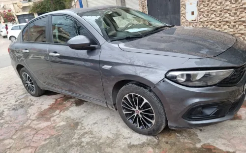 Fiat Tipo Sedan 2023 City + ( jantes + camera )