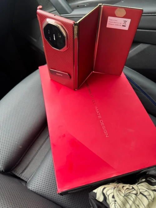 Huawei Mate XT | Ultimate Design – Édition Limitée Rouge GRL-LX9