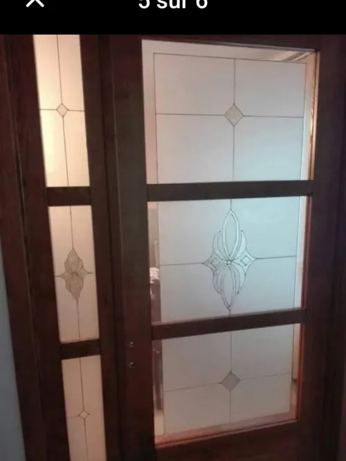 رسم على زجاج