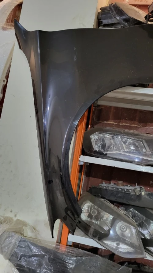 Les aile auto la casse