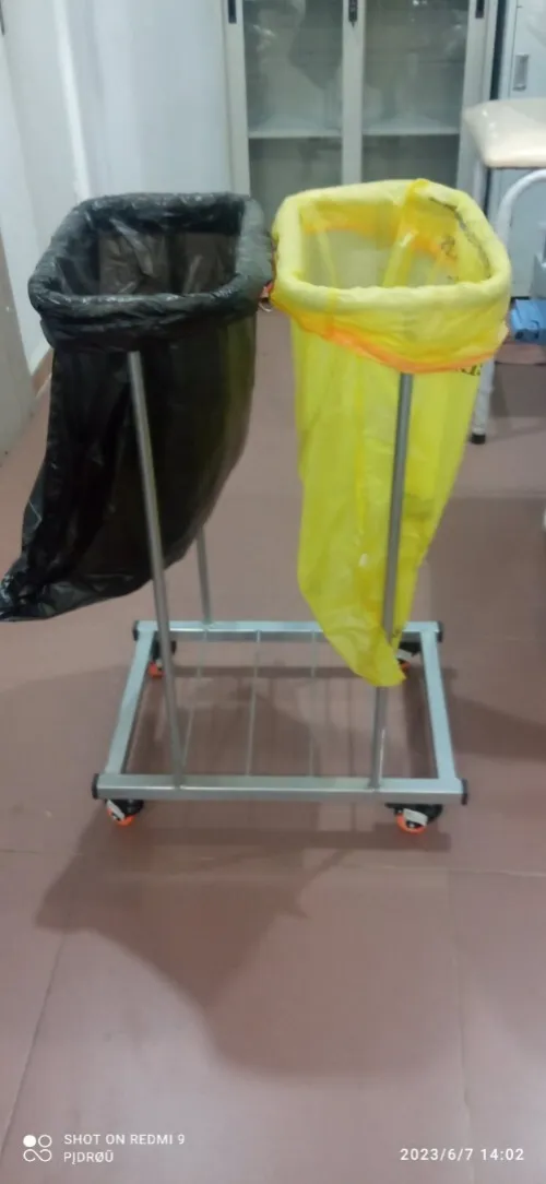 CHARIOT DE DECHETS